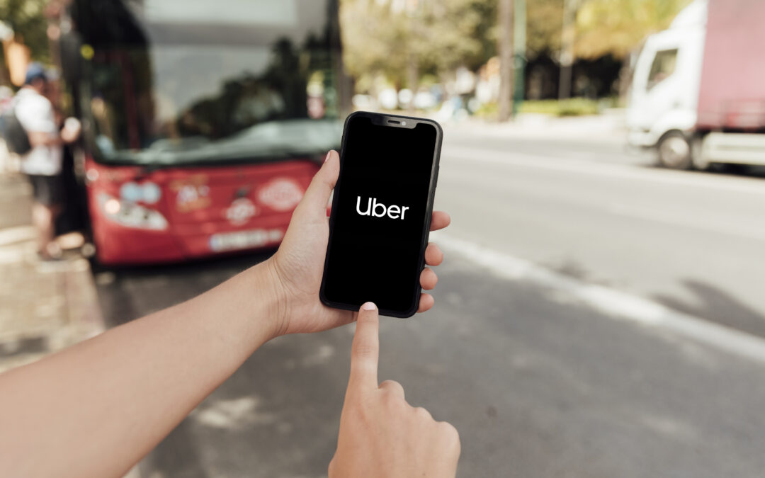 Uber não responde por danos de acidente de trânsito envolvendo motorista do aplicativo